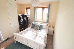 Bedroom- click for photo gallery